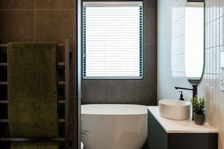 Photo of property in 15 Oakbridge Boulevard, Marshland, Christchurch, 8051