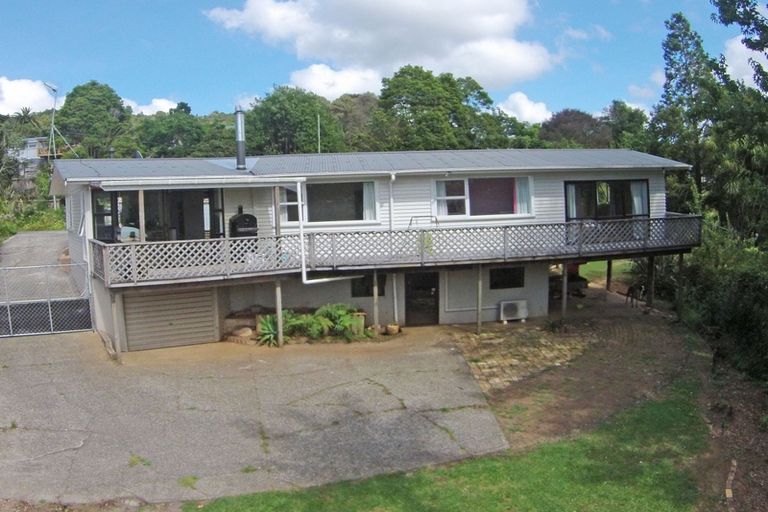 Photo of property in 44 Russell Road, Wainuiomata, Lower Hutt, 5014