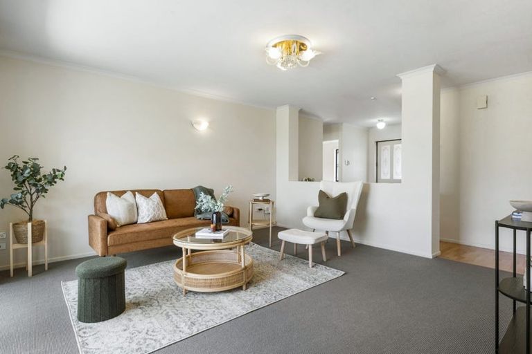 Photo of property in 29 Hugh Green Drive, Pinehill, Auckland, 0632