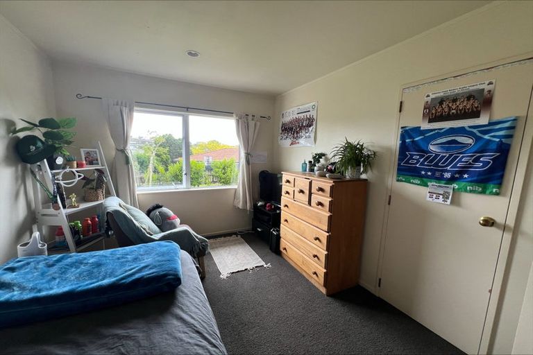 Photo of property in 38 Charlotte Street, Stanmore Bay, Whangaparaoa, 0932