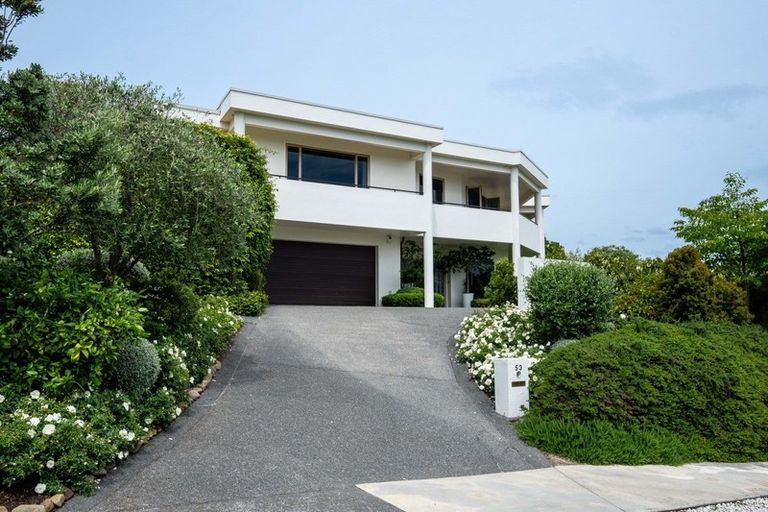 Photo of property in 53 Hikanui Drive, Havelock North, 4130