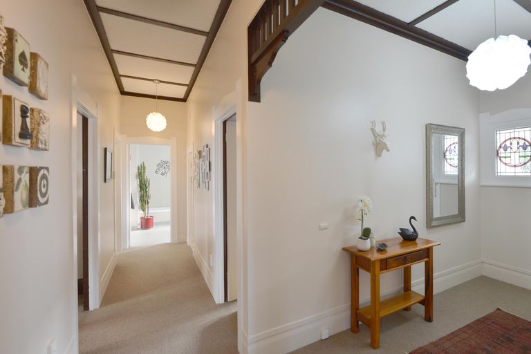 Photo of property in 16 Donald Street, Regent, Whangarei, 0112