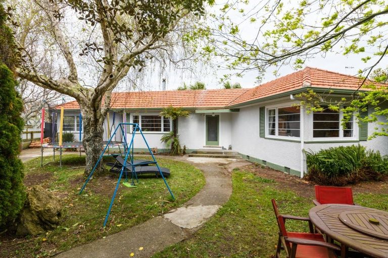 Photo of property in 10 Liverpool Street, Takaro, Palmerston North, 4412