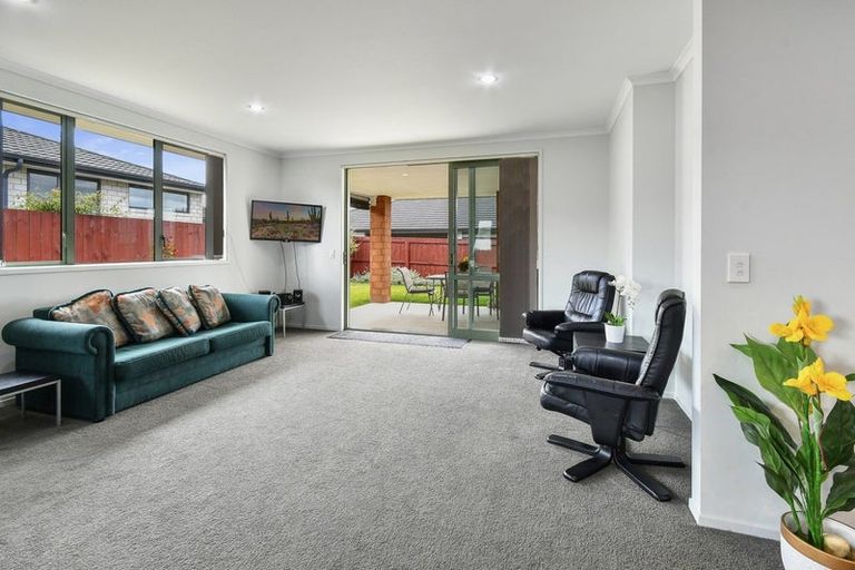 Photo of property in 98 Helenslee Road, Pokeno, 2472