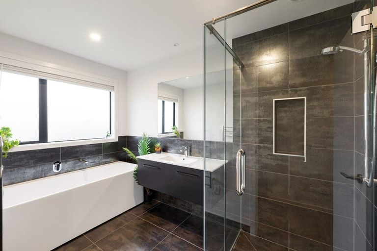 Photo of property in 17 Alan Livingston Drive, Cambridge, 3434