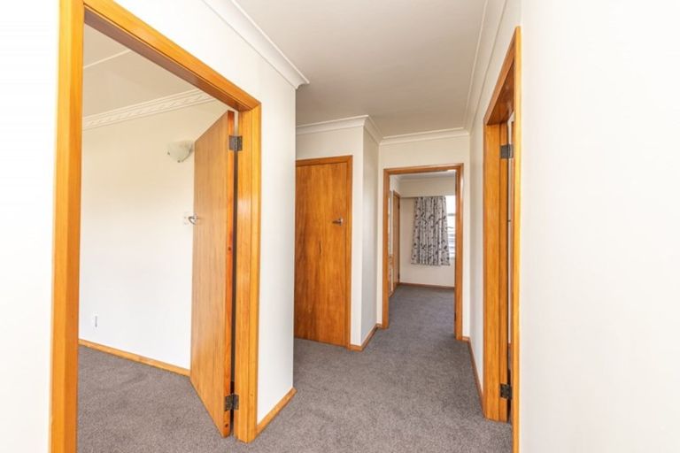 Photo of property in 6 Glenn Street, Castlecliff, Whanganui, 4501