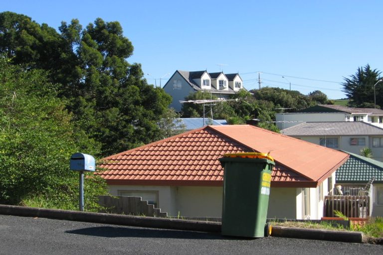Photo of property in 14a Ocean View Road, Hatfields Beach, Orewa, 0931