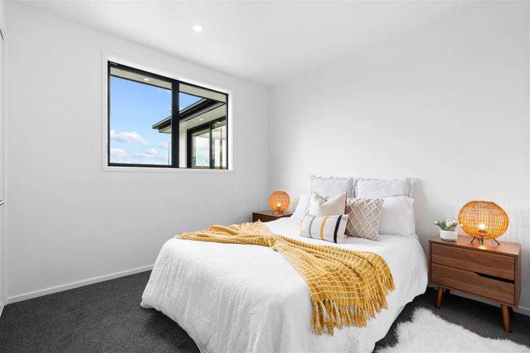 Photo of property in 21 Te Repo Drive, Halswell, Christchurch, 8025