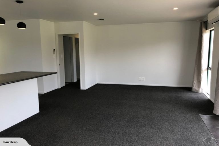 Photo of property in 12 Joyce Adams Place, Waimauku, 0883