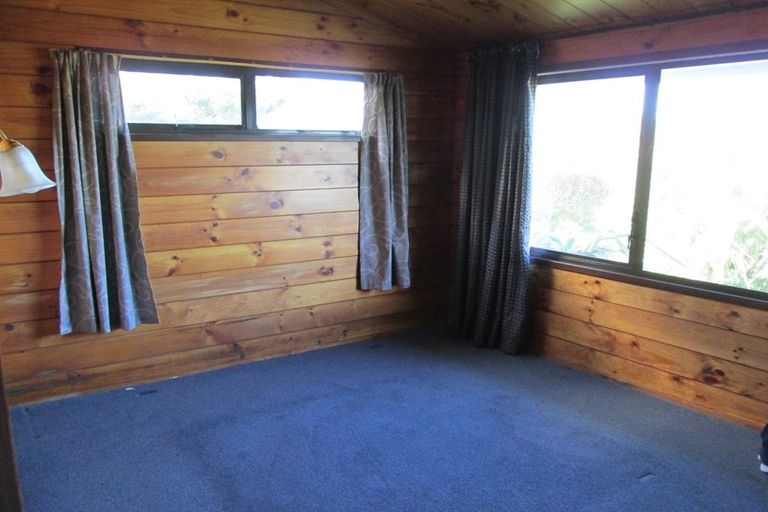 Photo of property in 77 Park Road, Belmont, Lower Hutt, 5010