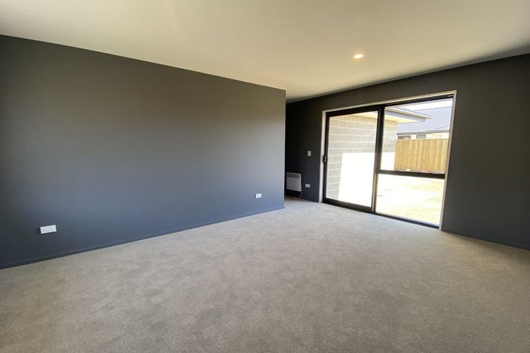 Photo of property in 155 Shillingford Boulevard, Rolleston, 7615
