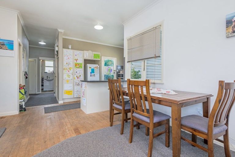 Photo of property in 24 Huia Street, Pahiatua, 4910