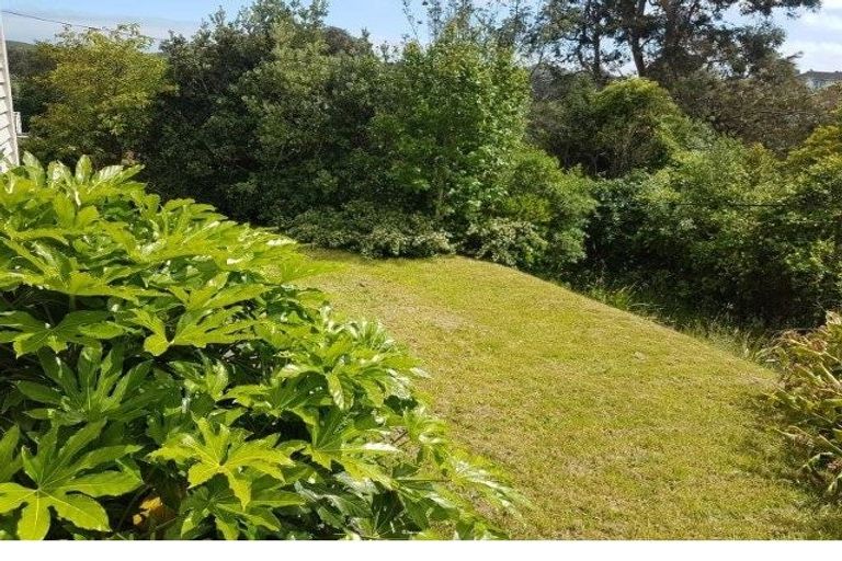 Photo of property in 86 Mungavin Avenue, Ranui, Porirua, 5024