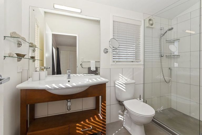 Photo of property in 16a Riverlea Avenue, Pakuranga, Auckland, 2010