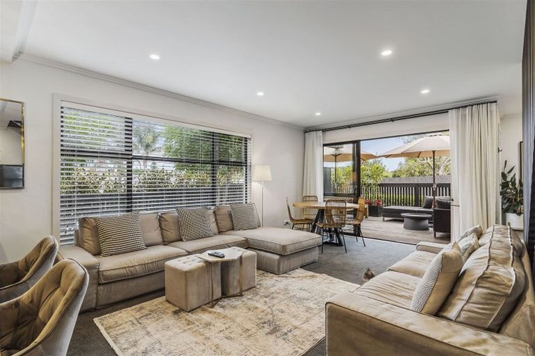 Photo of property in 122a Moore Street, Howick, Auckland, 2014