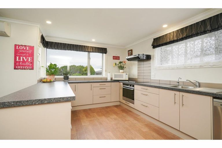 Photo of property in 49 Orwell Crescent, Newfield, Invercargill, 9812