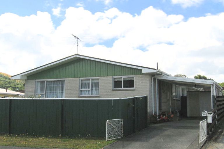 Photo of property in 24a Roband Crescent, Brown Owl, Upper Hutt, 5018