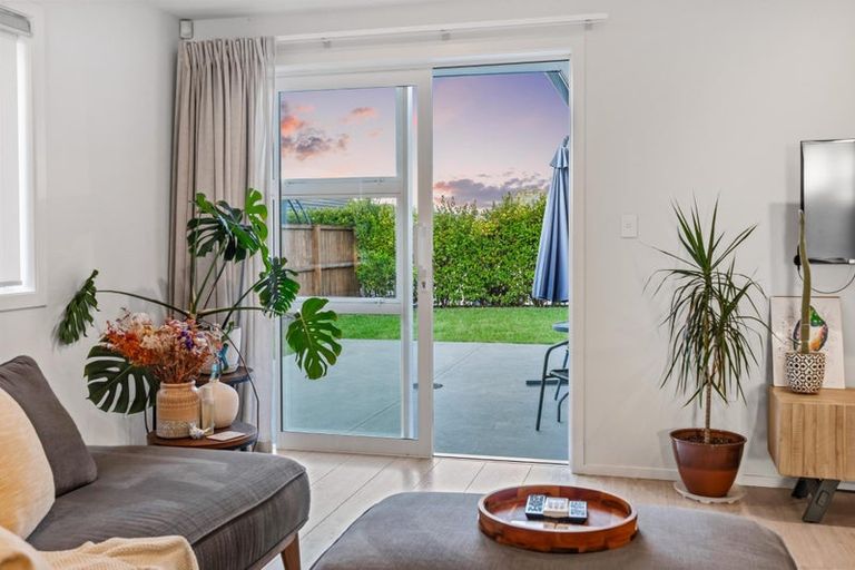 Photo of property in 103 Station Road, Kumeu, 0891