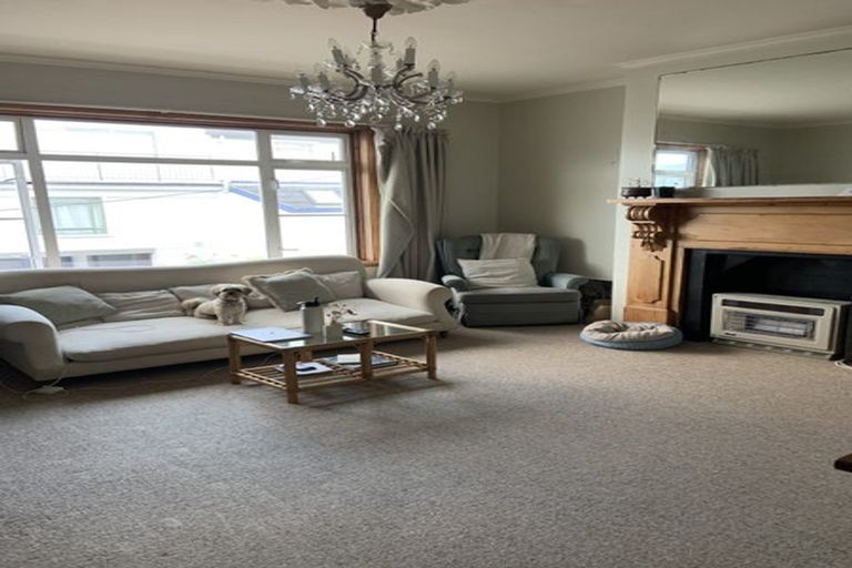 Photo of property in Nissen Court, 11e Hawker Street, Mount Victoria, Wellington, 6011