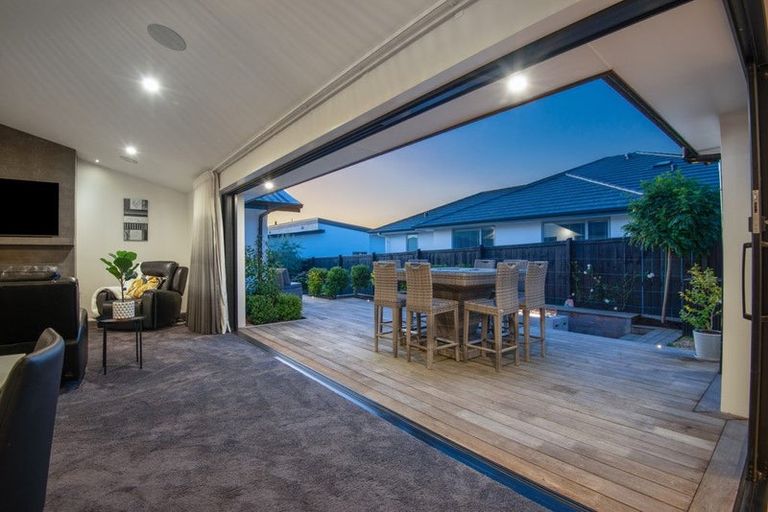 Photo of property in 87 Wingatui Road, Mosgiel, 9024