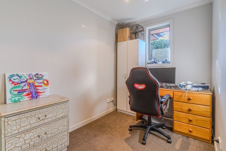 Photo of property in 14 William James Close, Mosgiel, 9024