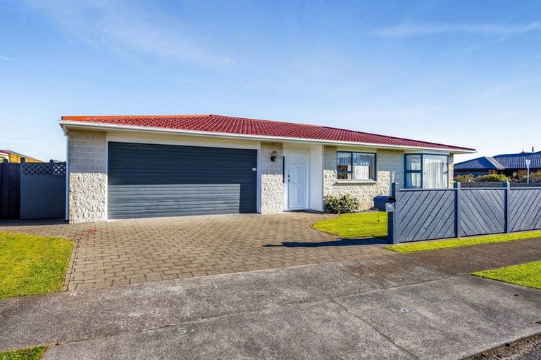 Photo of property in 51 Wilson Street, Hawera, 4610