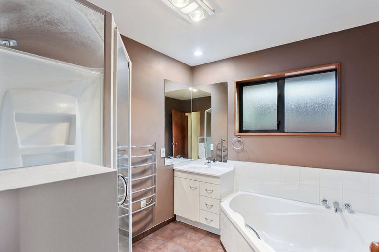 Photo of property in 4b Goodwood Close, Rangiora, 7400