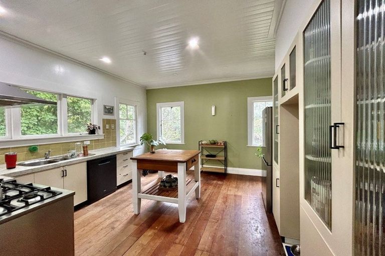 Photo of property in 7 France Road, Bluff Hill, Napier, 4110