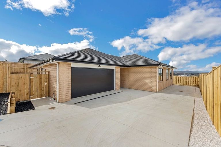 Photo of property in 8 Titchmarsh Lane, Pokeno, 2402