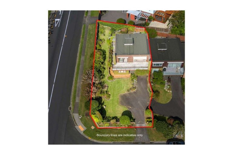 Photo of property in 4 Evelyn Road, Cockle Bay, Auckland, 2014