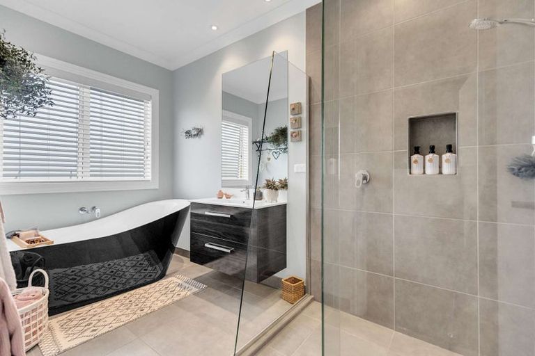 Photo of property in 57 Jarrett Terrace, Leamington, Cambridge, 3432