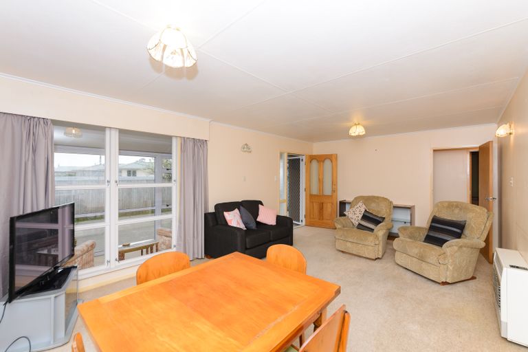 Photo of property in 22a Acacia Street, Kelvin Grove, Palmerston North, 4414