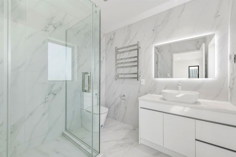 Photo of property in 6 Ballyliffin Drive, Flat Bush, Auckland, 2019