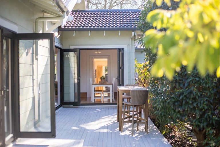 Photo of property in 10 Thames Street, Claudelands, Hamilton, 3214