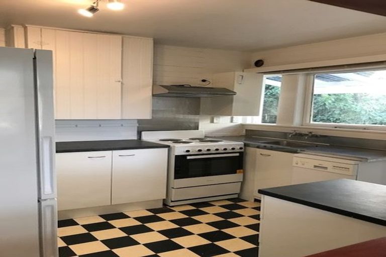 Photo of property in 7a Hawker Street, Mount Victoria, Wellington, 6011