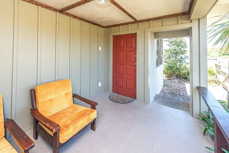 Photo of property in 10 Seafront Road, Castlecliff, Whanganui, 4501