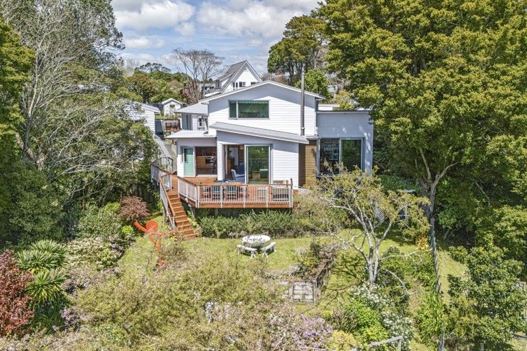 Photo of property in 17 Frank Wilson Terrace, Welbourn, New Plymouth, 4312