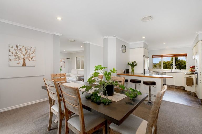 Photo of property in 4 Kestrel Avenue, Welcome Bay, Tauranga, 3112