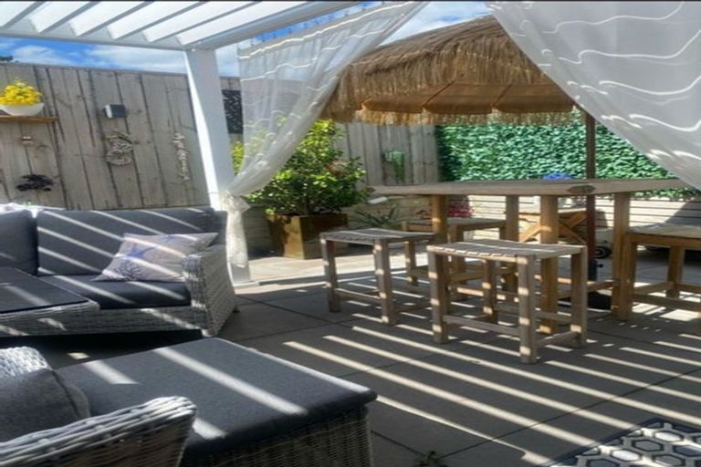 Photo of property in 10a Percy Road, Papamoa Beach, Papamoa, 3118