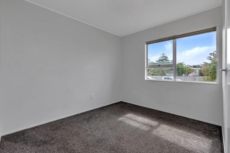 Photo of property in 28 Moki Place, Ruakaka, 0116