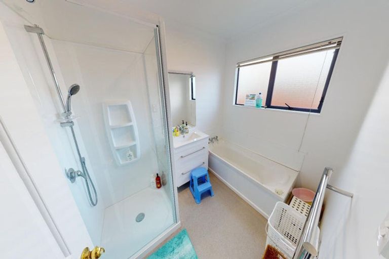 Photo of property in 1 Warwick Place, Springvale, Whanganui, 4501