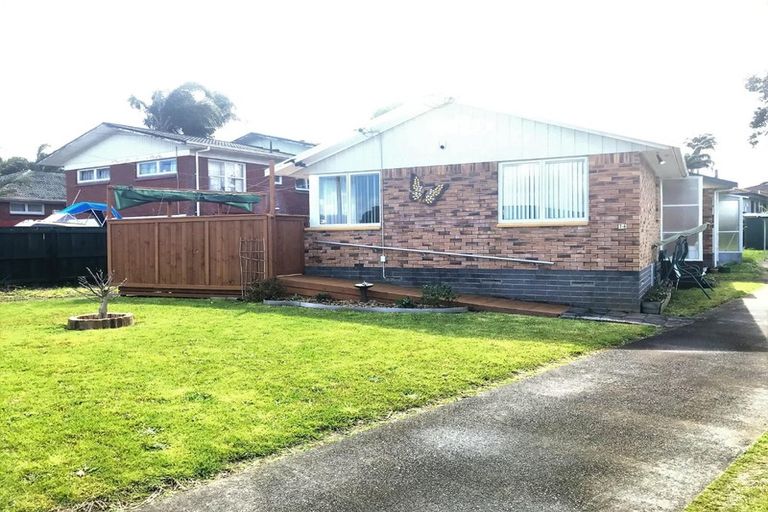Photo of property in 1/6 Snell Avenue, Papakura, 2110
