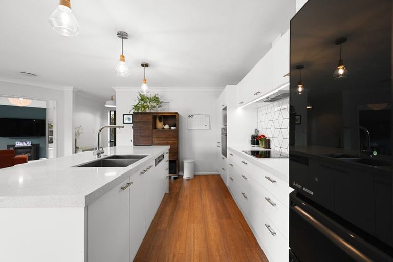 Photo of property in 10 Cherie Close, Rototuna, Hamilton, 3210