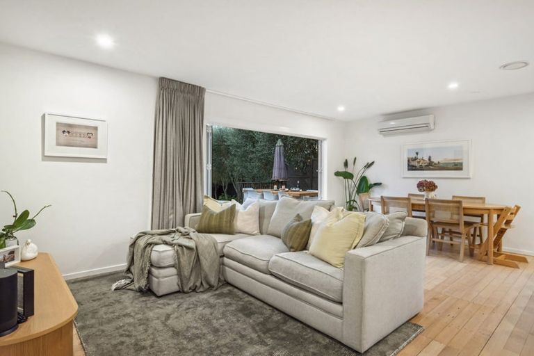 Photo of property in 38 Lancaster Road, Beach Haven, Auckland, 0626
