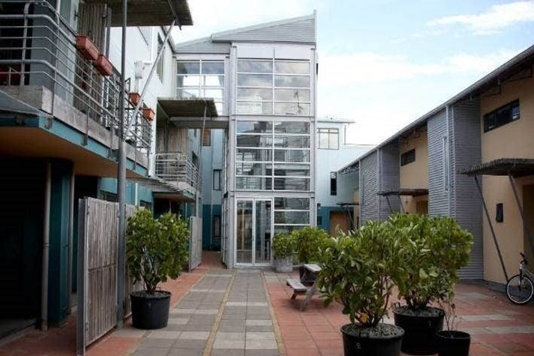 Photo of property in Marion Square Apartments, 2/26 Marion Street, Te Aro, Wellington, 6011