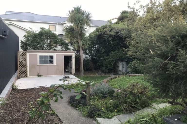 Photo of property in 92 Britomart Street, Berhampore, Wellington, 6023