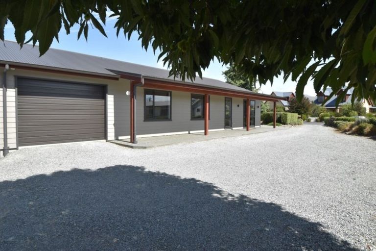 Photo of property in 75 Irishman Drive, Twizel, 7901