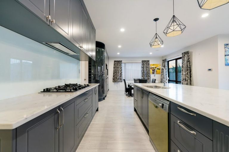 Photo of property in 24 Mettam Drive, Swanson, Auckland, 0614