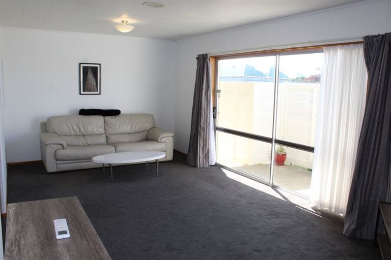 Photo of property in 64b Dalgety Street, Saint Kilda, Dunedin, 9012