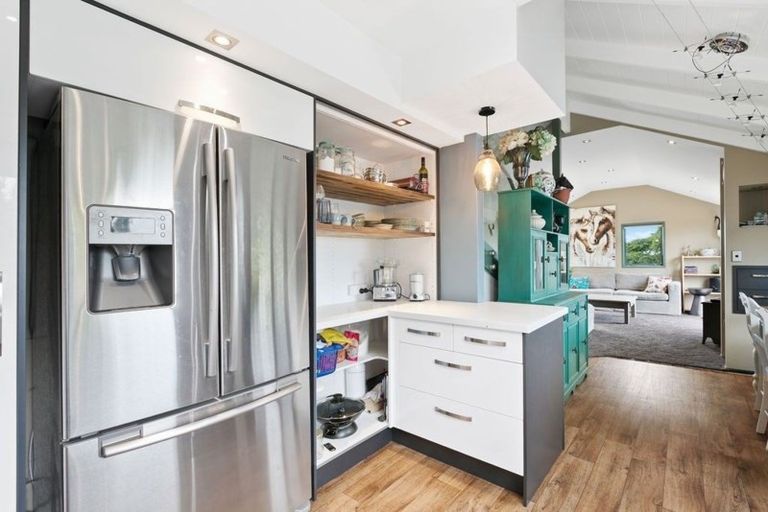 Photo of property in 213 Kauri Point Road, Tahawai, Katikati, 3170